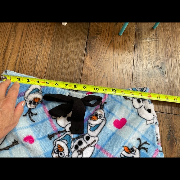 Disney Olaf Fuzzy Sleep Pants - Picture 4 of 6
